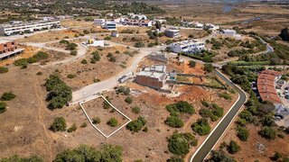 Land for sale in Portimão, Portugal — €178,000