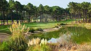 Land for sale in Almada, Portugal — €1,035,000