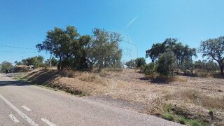 Terreno em Avis