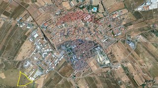Land for sale in Reguengos de Monsaraz, Portugal — €257,500