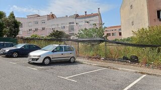 Land for sale in Amadora, Portugal — €240,000