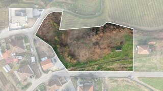 Land for sale in Felgueiras, Portugal — €115,000