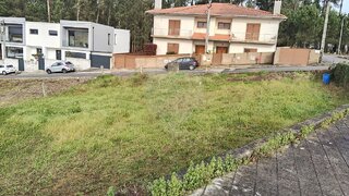 Land for sale in Vila Nova de Famalicão, Portugal — €67,000