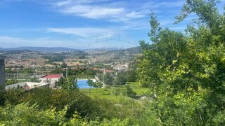 Land for sale in Braga, Portugal — €90,000