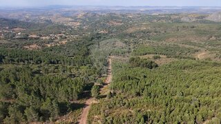 Land for sale in Marvão, Portugal — €102,000