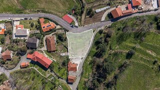 Land for sale in Guimarães, Portugal — €89,500