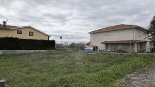 Land for sale in Mirandela, Portugal — €39,000