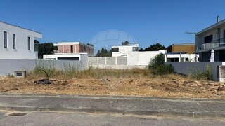 Land for sale in Ovar, Portugal — €110,000