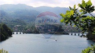 Land for sale in Vieira do Minho, Portugal — €107,500