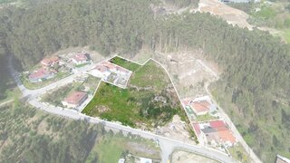 Land for sale in Felgueiras, Portugal — €400,000