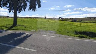 Land for sale in Reguengos de Monsaraz, Portugal — €80,000