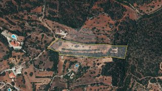 Terreno de 11 240 m² em Faro