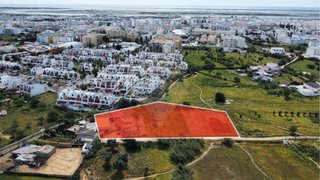 Land for sale in Olhão, Portugal — €750,000
