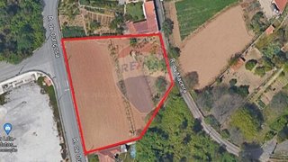 Land for sale in Oliveira de Azeméis, Portugal — €110,000