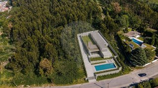 Land for sale in Vila Nova de Gaia, Portugal — €295,000