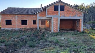 Land for sale in Santa Comba Dão, Portugal — €120,000