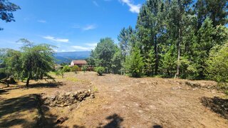 Land for sale in São Pedro do Sul, Portugal — €27,000