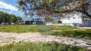Land for sale in Benavente, Portugal — €75,000