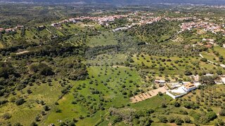 Terreno · 22 400 m² · 84 500 €