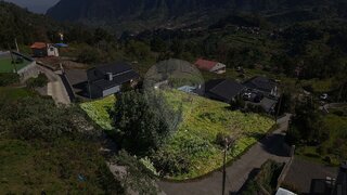 Terreno · 700 m² · 105 000 €