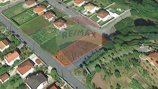 Land for sale in Arcos de Valdevez, Portugal — €74,000