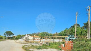 Land for sale in Caldas da Rainha, Portugal — €105,000