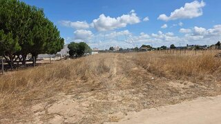 Land for sale in Benavente, Portugal — €149,000