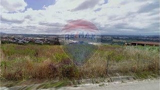 Land for sale in Batalha, Portugal — €100,000