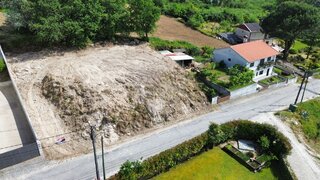 Land for sale in Felgueiras, Portugal — €55,000