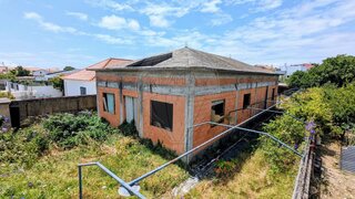 Land for sale in Cascais, Portugal — €300,000