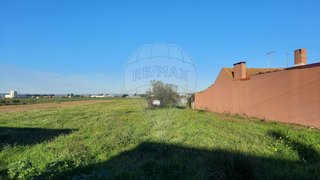 Land for sale in Alpiarça, Portugal — €70,000