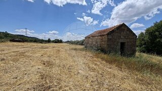 Land for sale in Belmonte, Portugal — €64,500