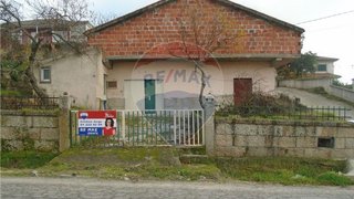 Land for sale in Chaves, Portugal — €29,700