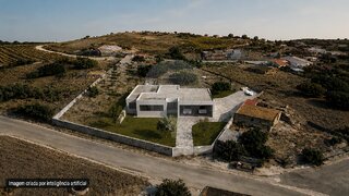 Land for sale in Cartaxo, Portugal — €110,000