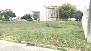 Land for sale in Benavente, Portugal — €75,000