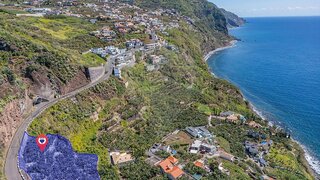Land for sale in Calheta (Madeira), Portugal — €950,000