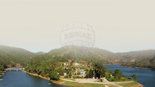 Land for sale in Figueiró dos Vinhos, Portugal — €3,500,000