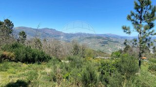 Land for sale in Lamego, Portugal — €65,000