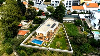 Land for sale in Odivelas, Portugal — €200,000