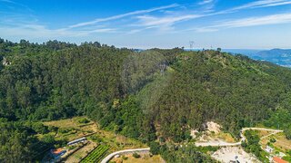 Land for sale in Cinfães, Portugal — €38,500