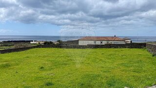 Land for sale in Lajes das Flores, Portugal — €390,000