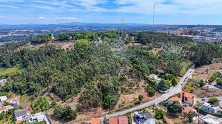 Land for sale in Vila Nova de Gaia, Portugal — €260,000