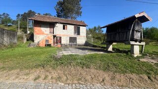 Land for sale in São Pedro do Sul, Portugal — €16,500