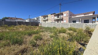Land for sale in Entroncamento, Portugal — €45,000