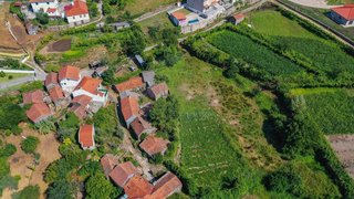 Land for sale in Cinfães, Portugal — €42,500