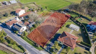 Land for sale in Barcelos, Portugal — €67,000