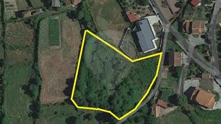 Land for sale in São Pedro do Sul, Portugal — €25,000