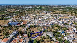 Terreno de 680 m² em Faro