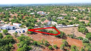 Terreno de 457 m² em Faro