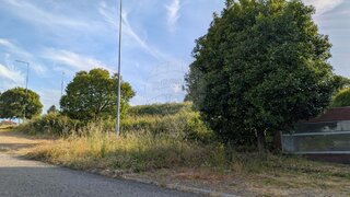 Land for sale in Santa Maria da Feira, Portugal — €318,450